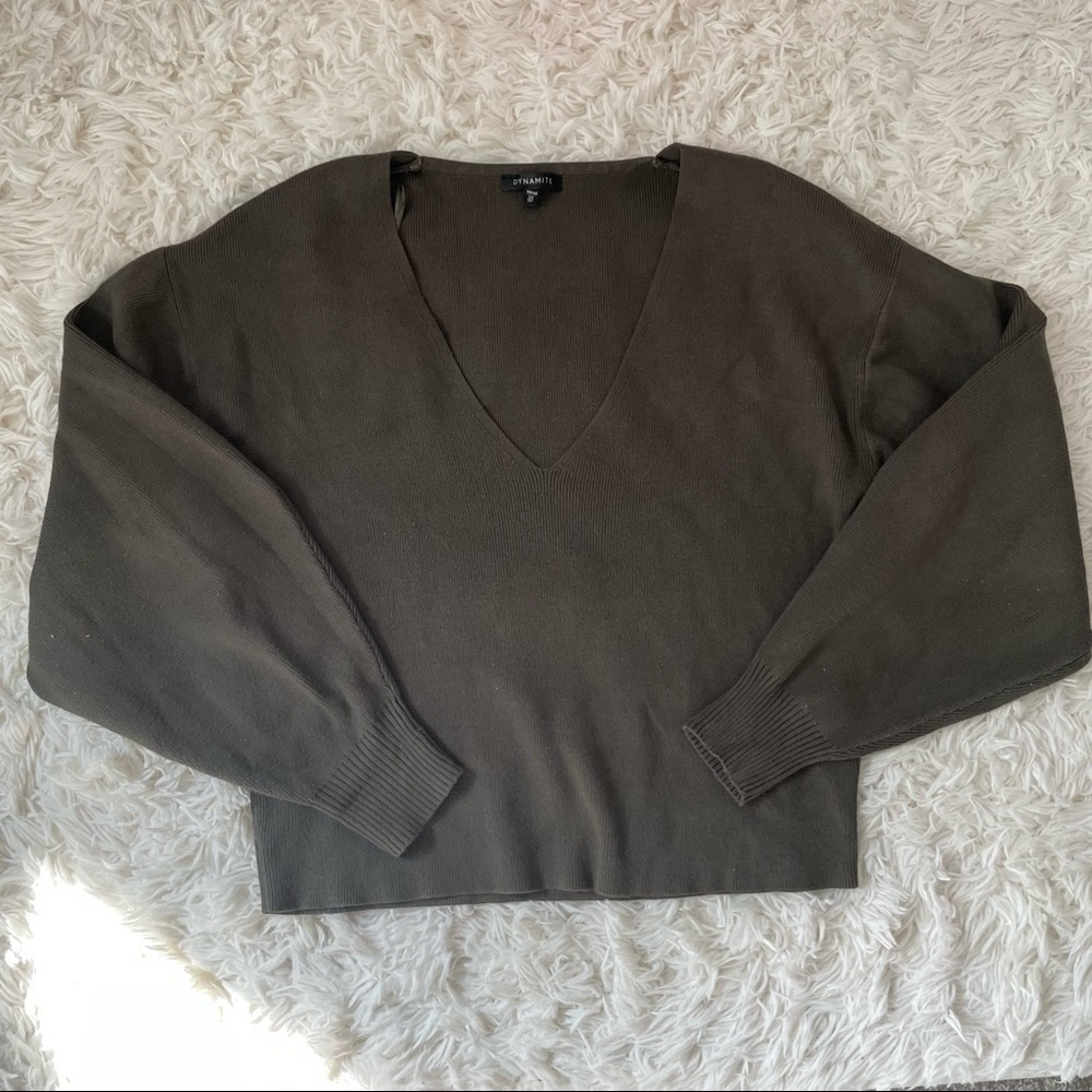 Dynamite Luca V neck Sweater - Picture 6 of 7